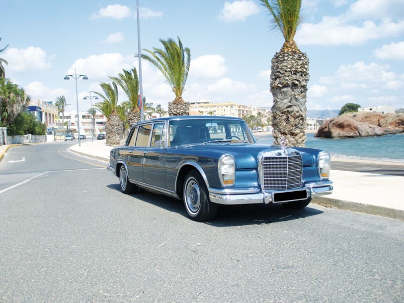 Mercedes-Benz 600 